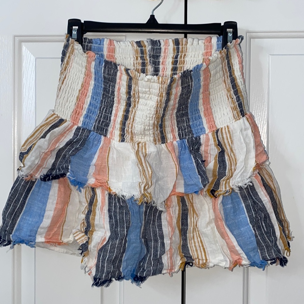 cute aerie stripped colorful skirt!